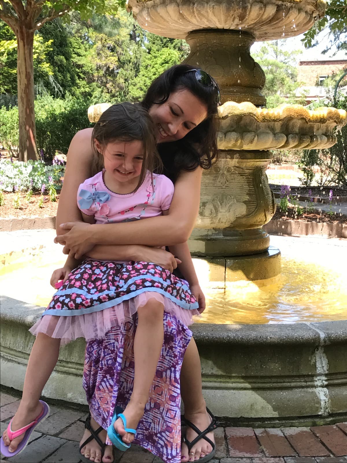 SingleMotherWithDaughter