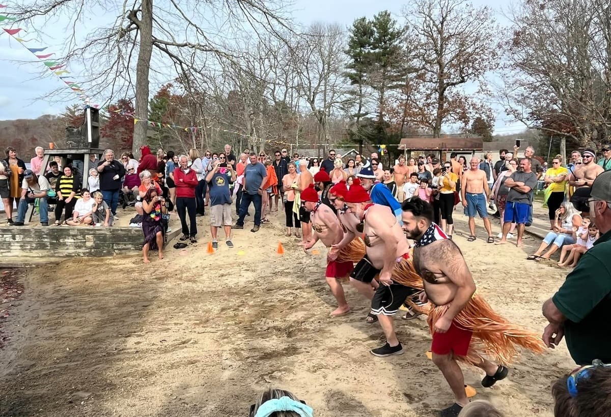 Leahs4thAnnualPolarPlunge