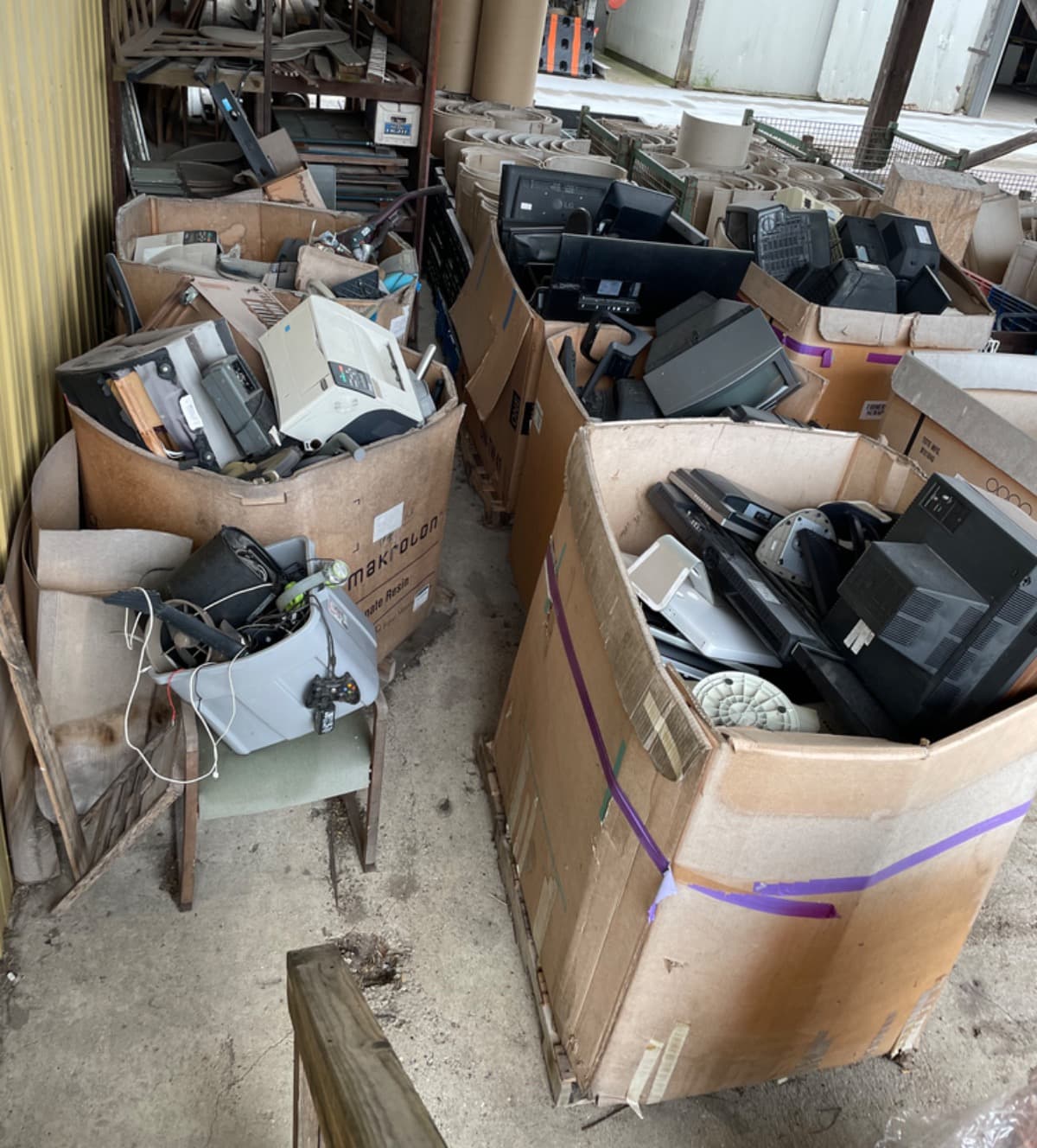 HelpingToRecycleElectronics