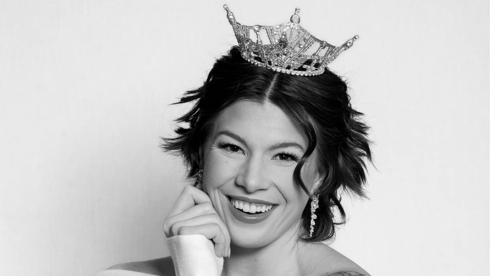 Taylor Volmrich - Miss Western Massachusetts