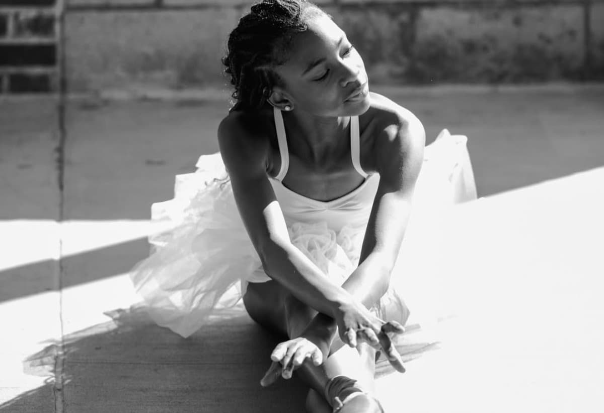 HelpSkylarGetToHoustonBallet