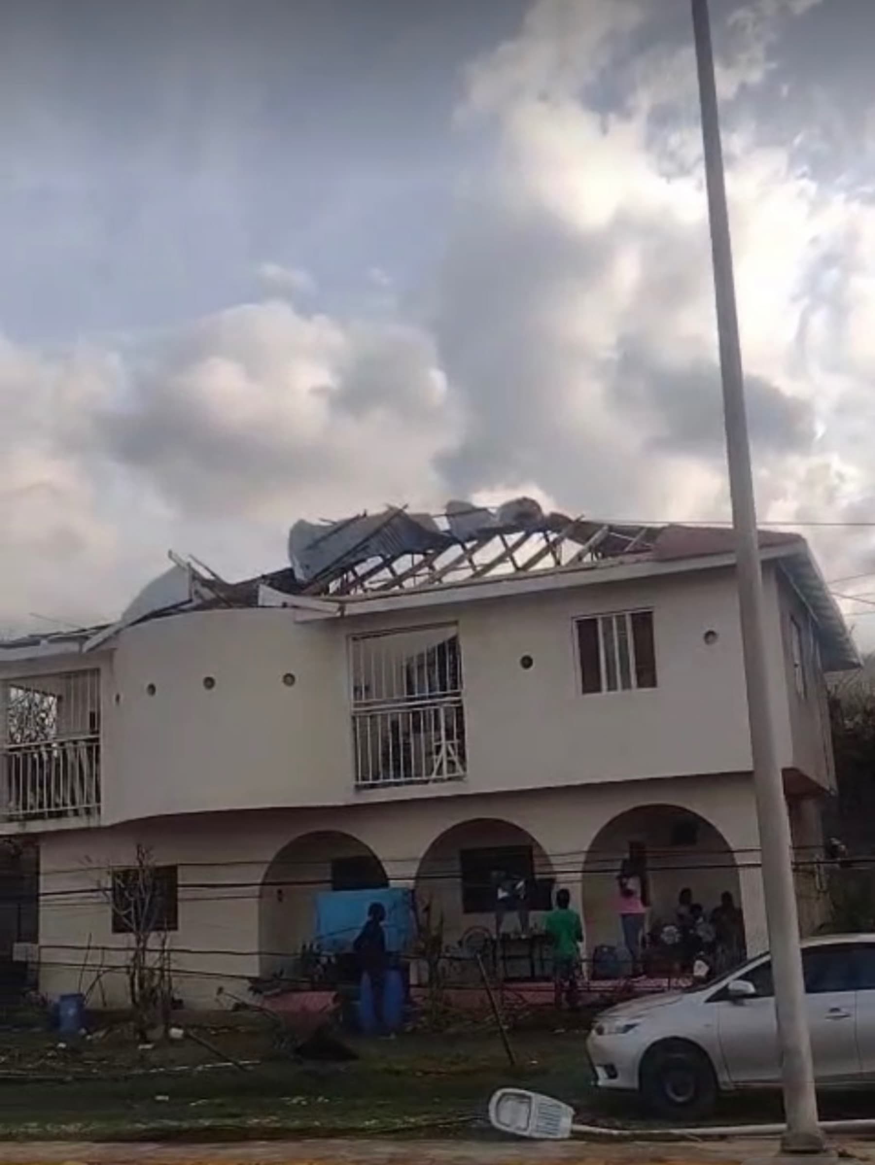 HomeRepairAfterHurricane