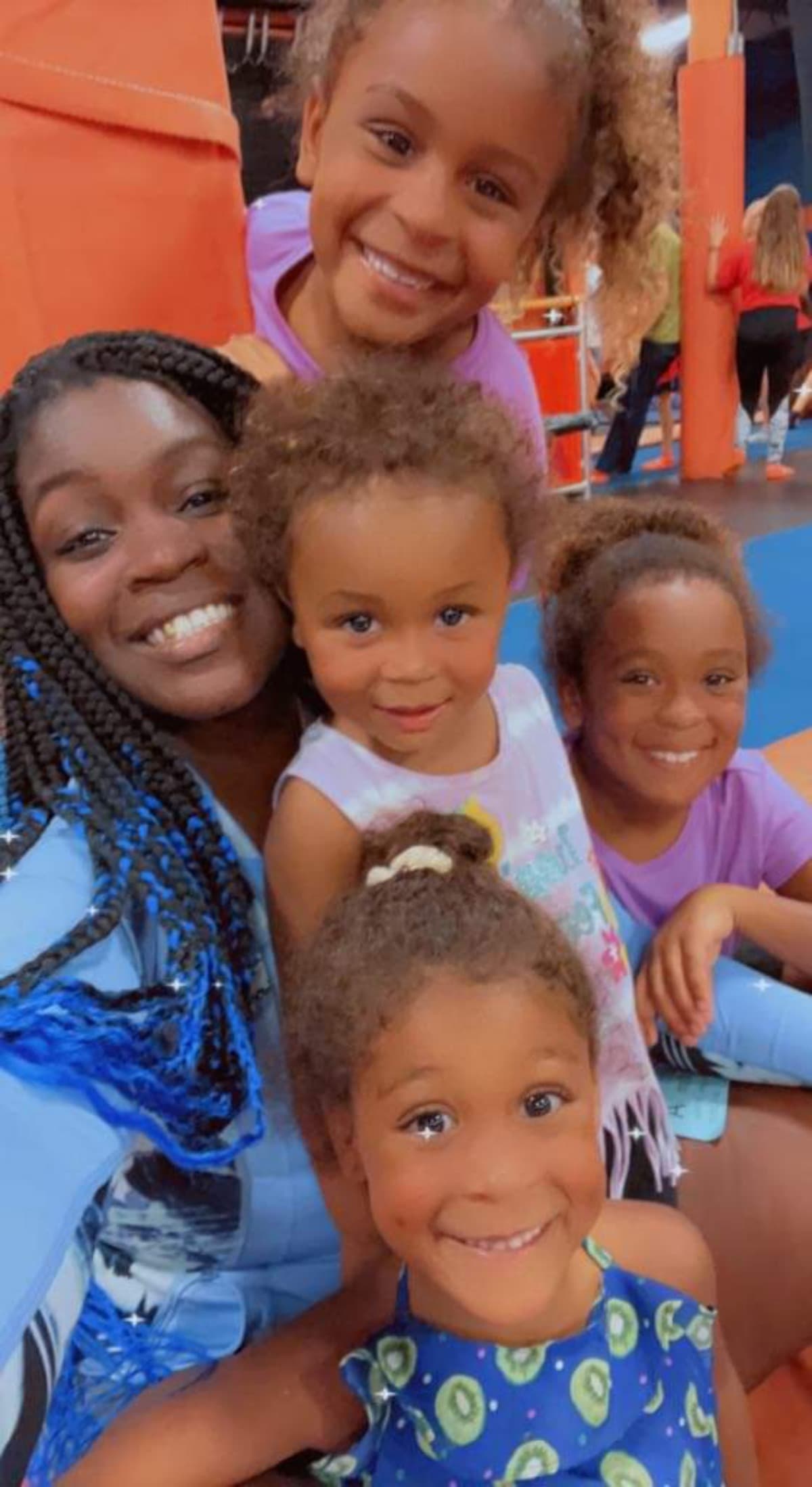 MomOf4KickedOutInHurricane