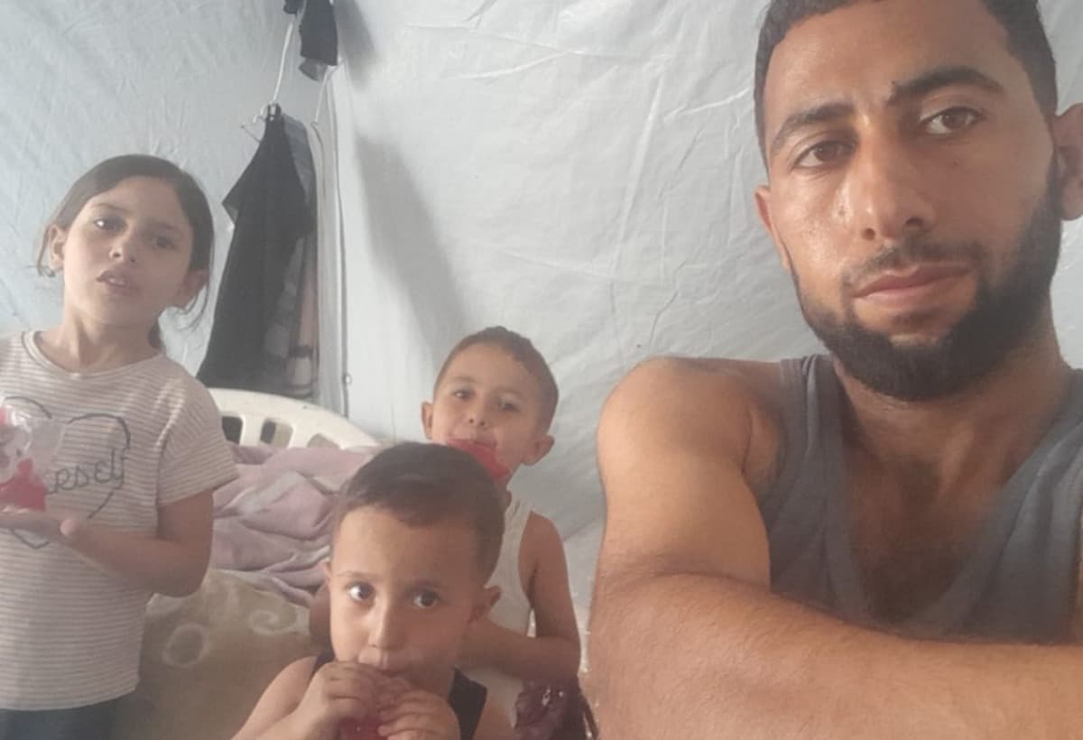 HelpAhmedDmaidaAndHisFa