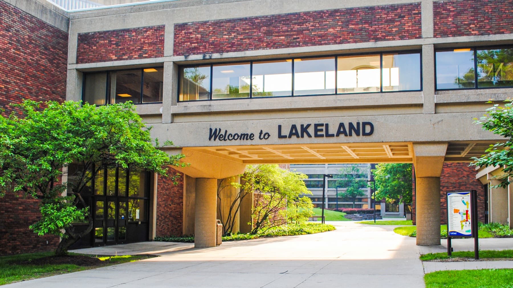 LakelandCaresCupboard