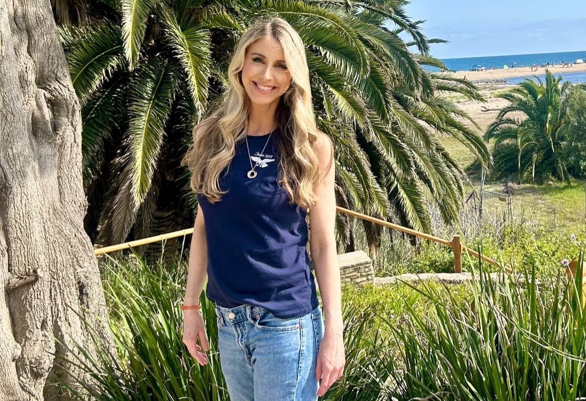 ALifelineOfHopeForAutumn