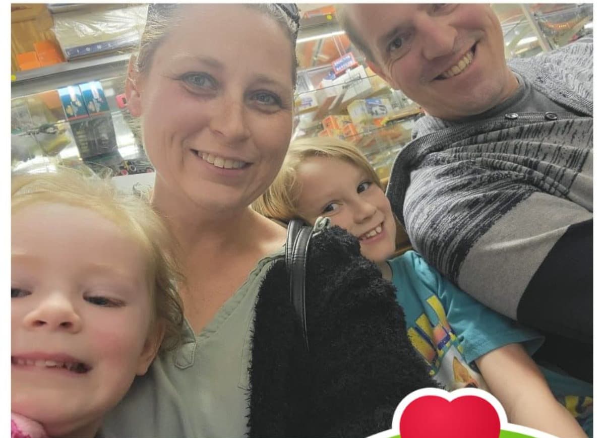 HelpUsGetAHomeForTheHoliday