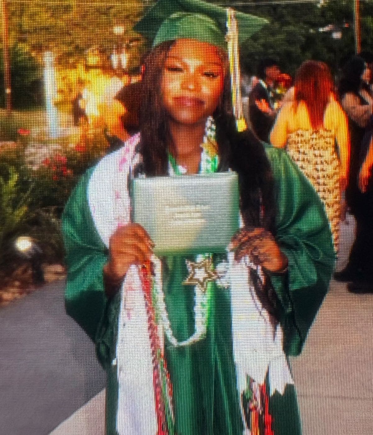 Support Da’Nee's College Dream In Honor Of Mom