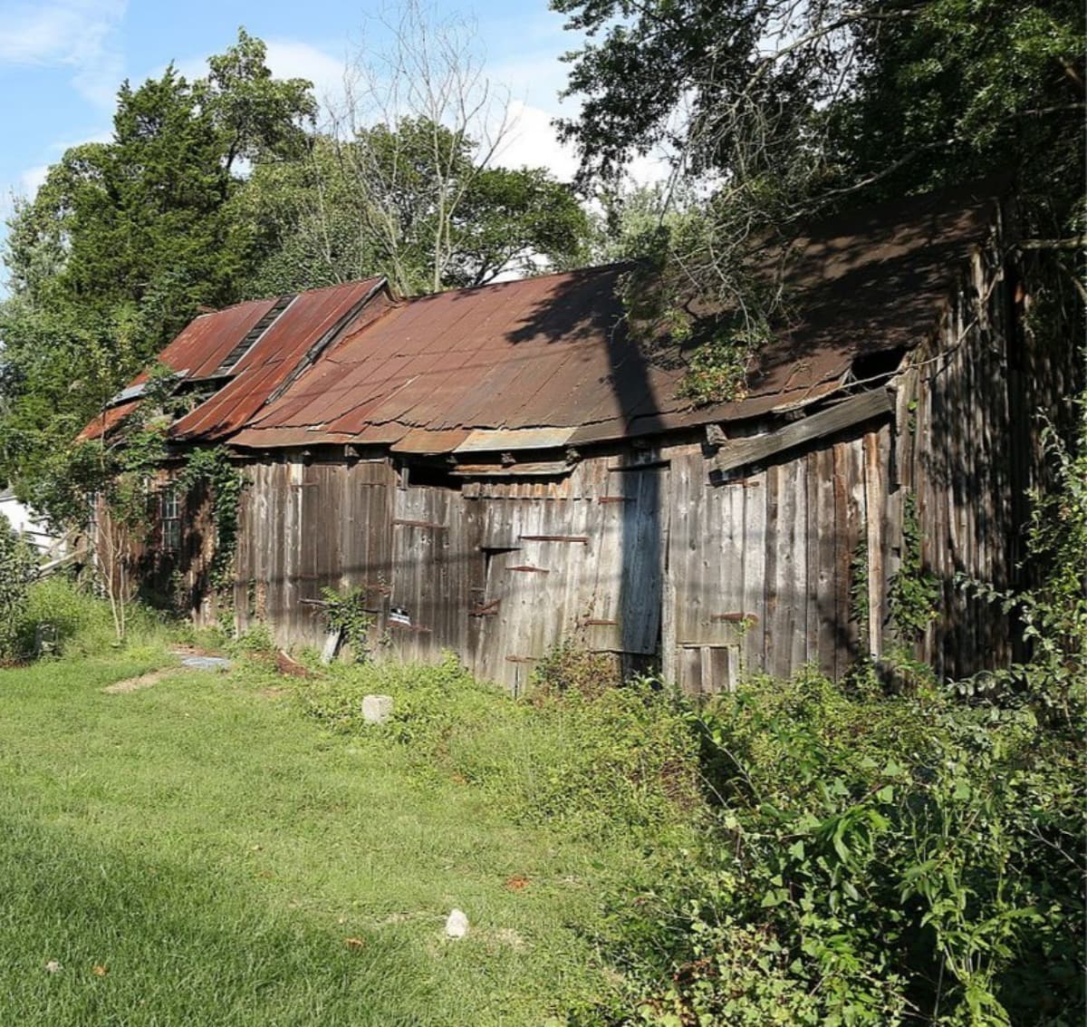 RebuildingTheBlacksmithBarn