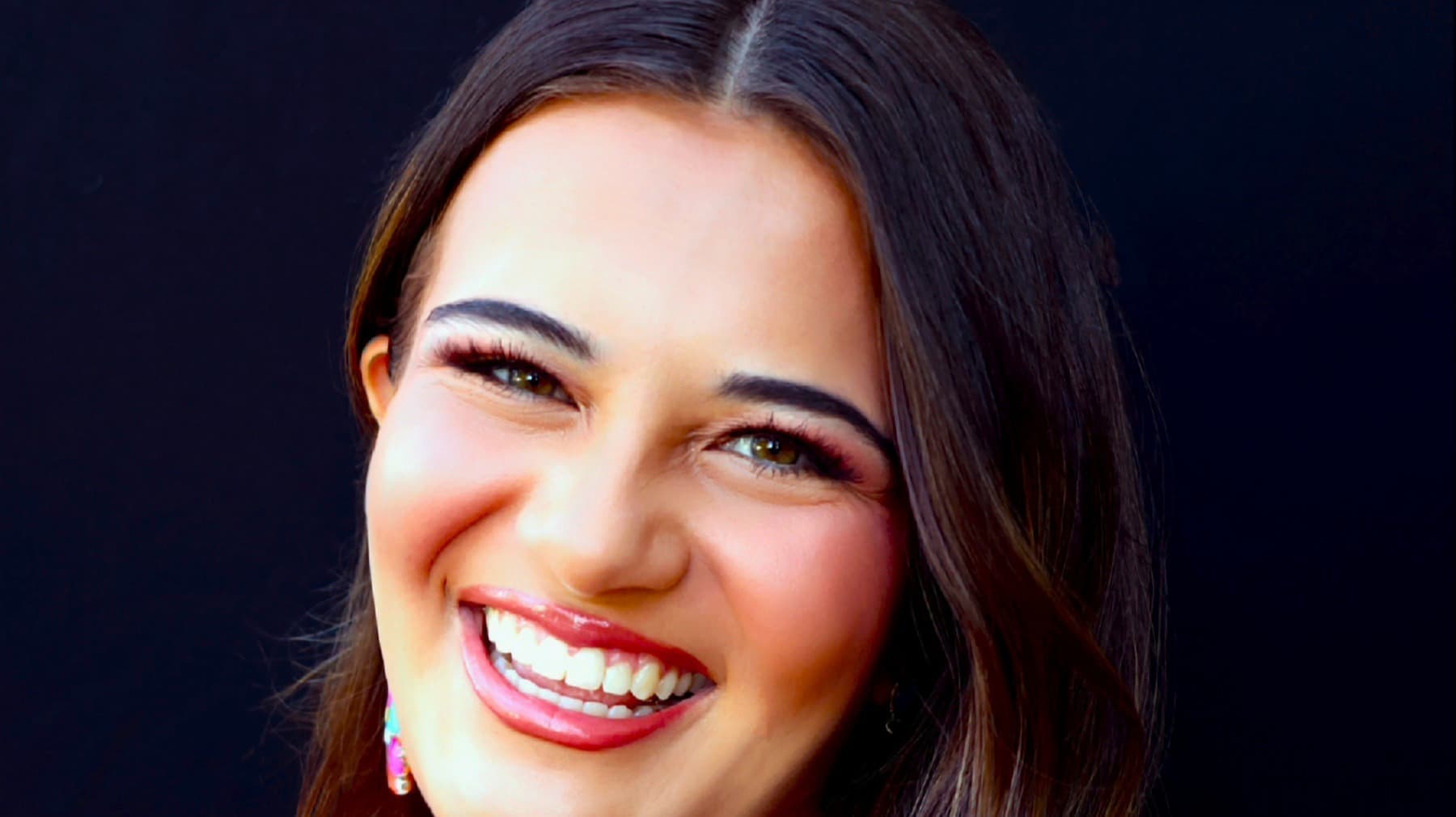 TNGoRedwithAbbyKarnes