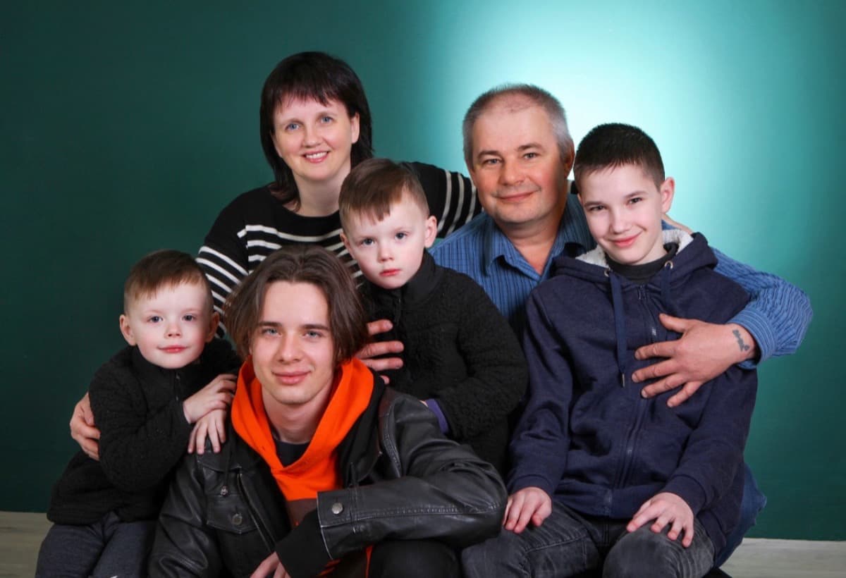 UkrainianFamilyRefugeesOfWar