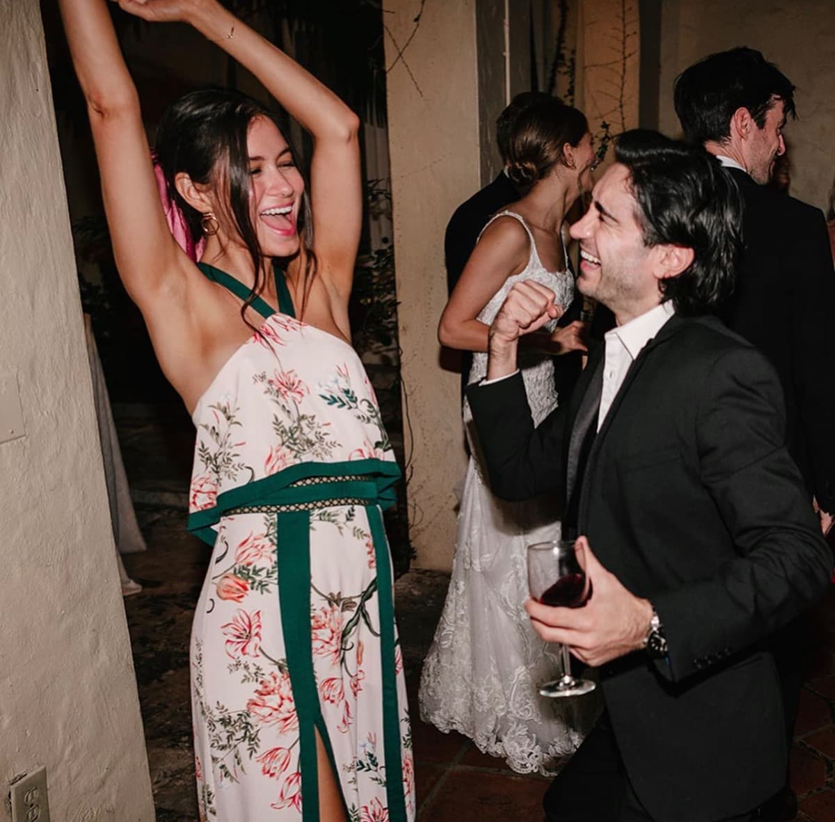 DisguiseRyanInATuxForNYCCAKE