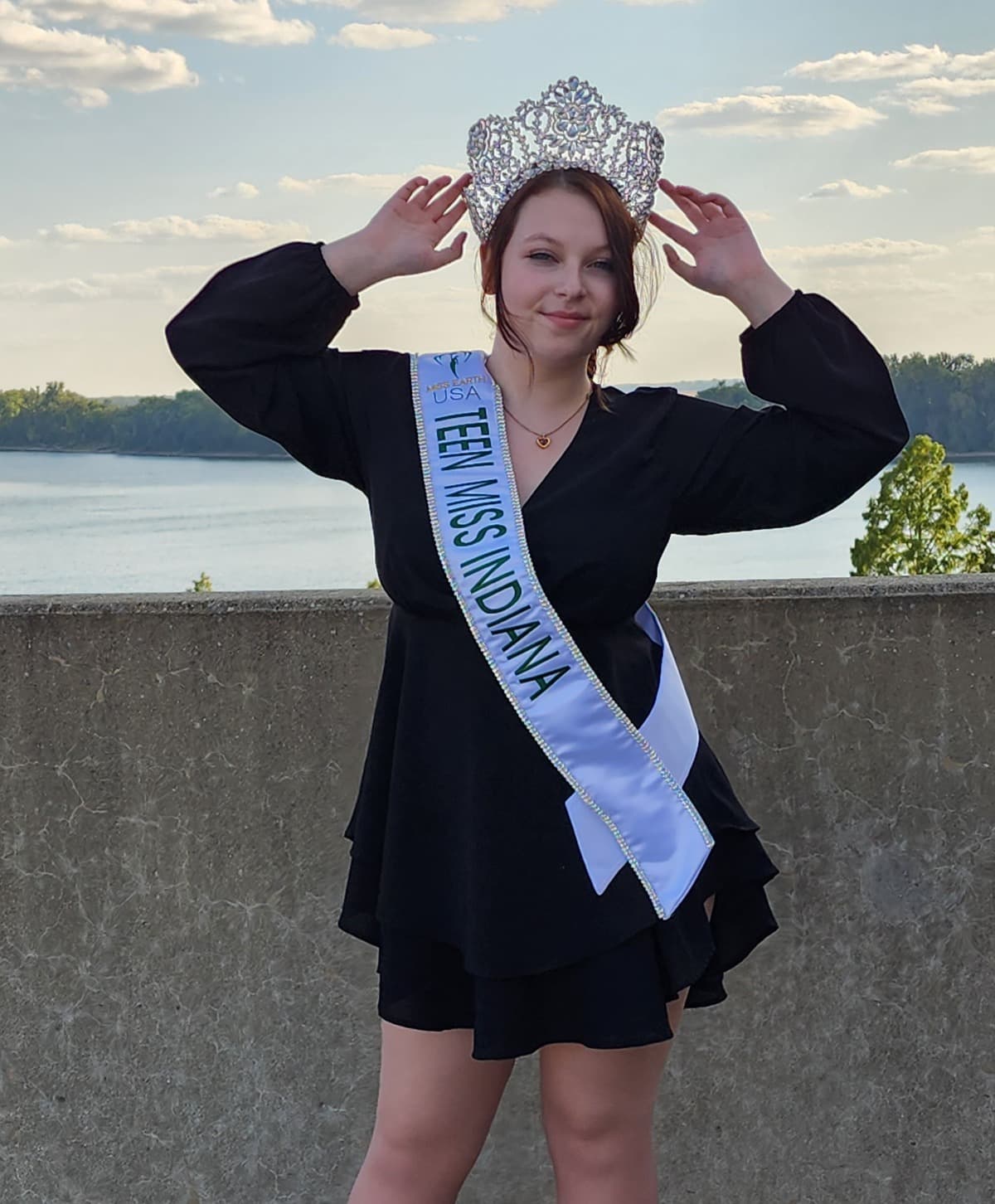 MissEarthTeenIndiana
