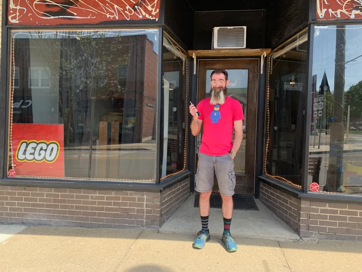 ResaleLegoStorefront