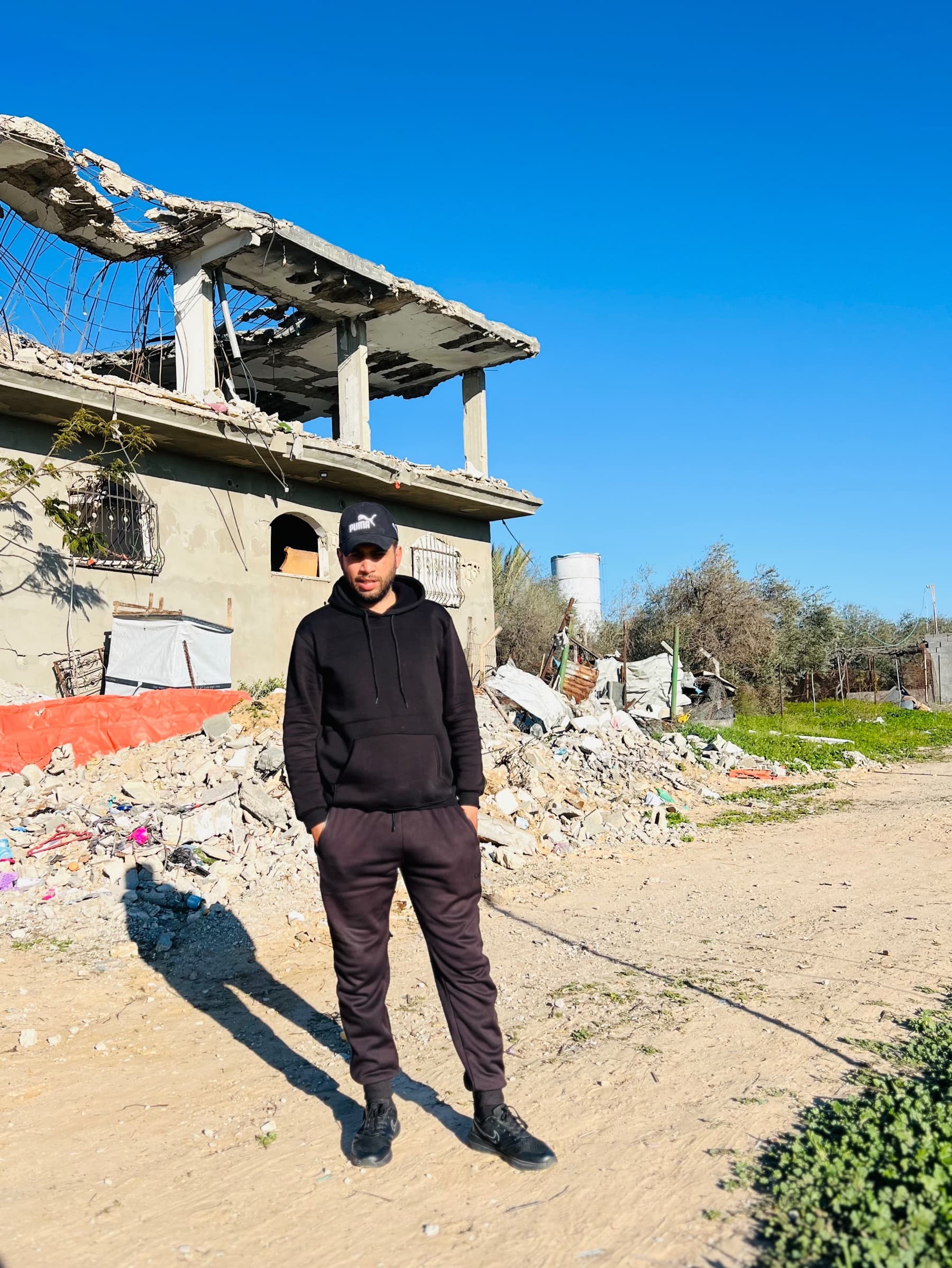 HelpMazenStartANewLife