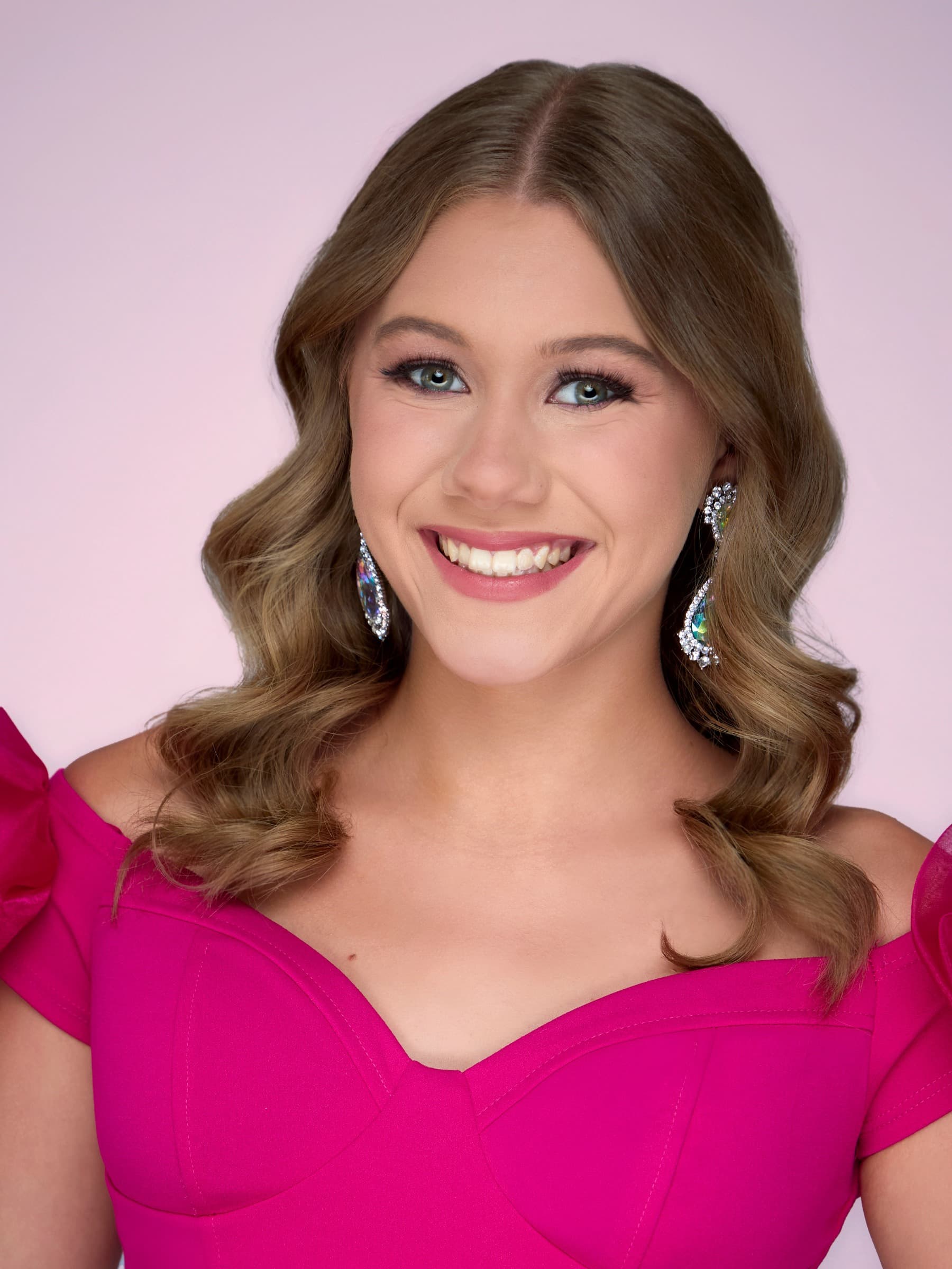 LucySwigartMNTeen2027