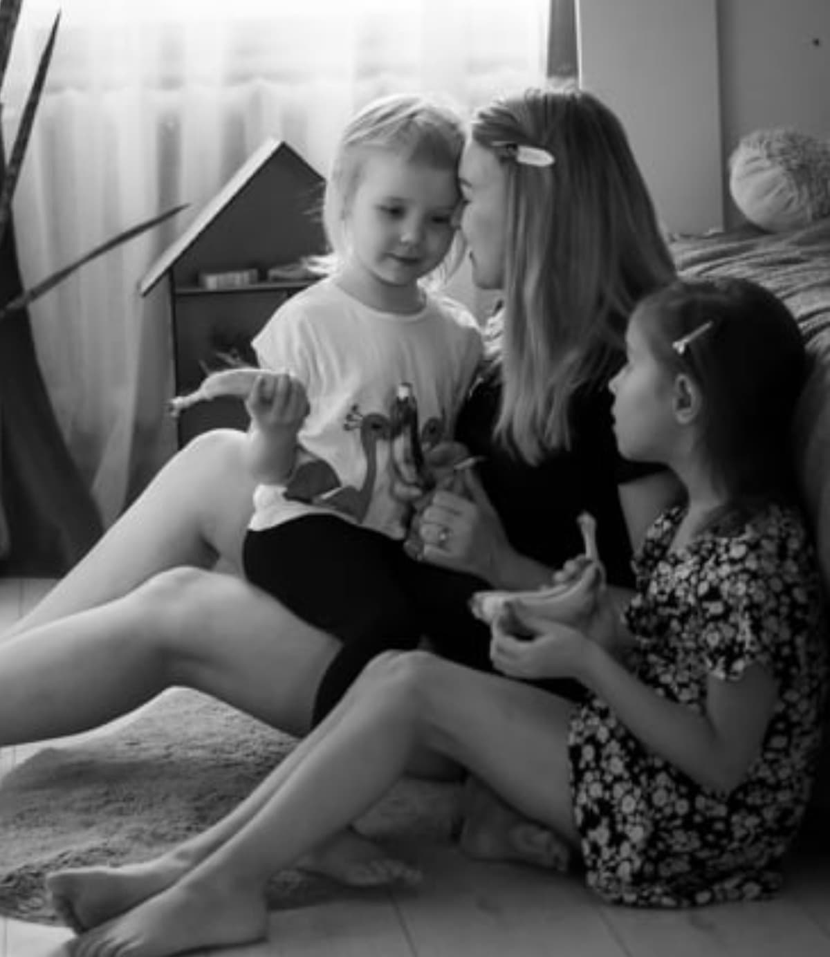 HelpAYoungMomAndChildren