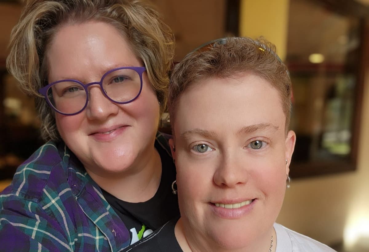 HelpEllaAndCoriGetACar