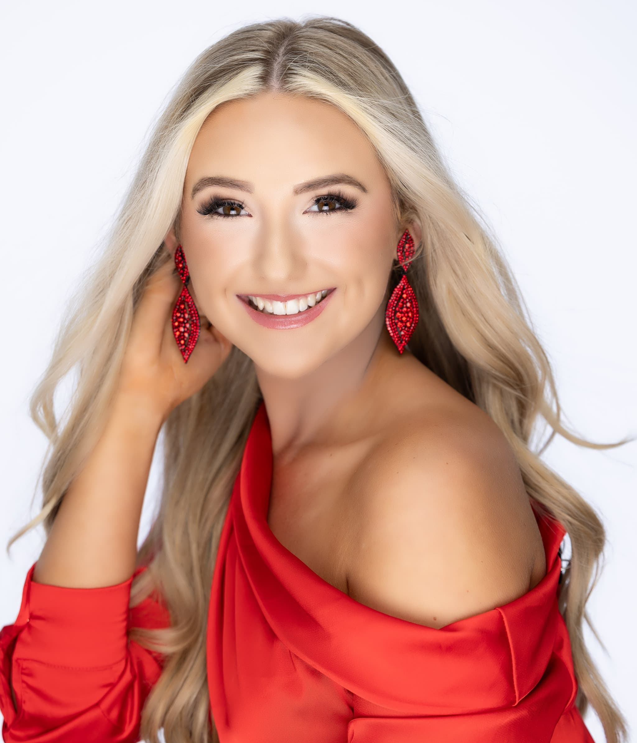 HannahRitchiePeoplesChoiceCapLib