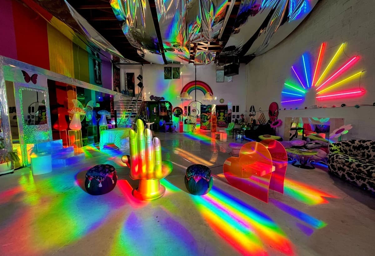 SaveRAINBOWBATHHOUSE