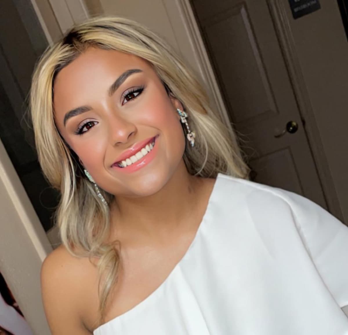 MissLbksTeenMoniqueLara