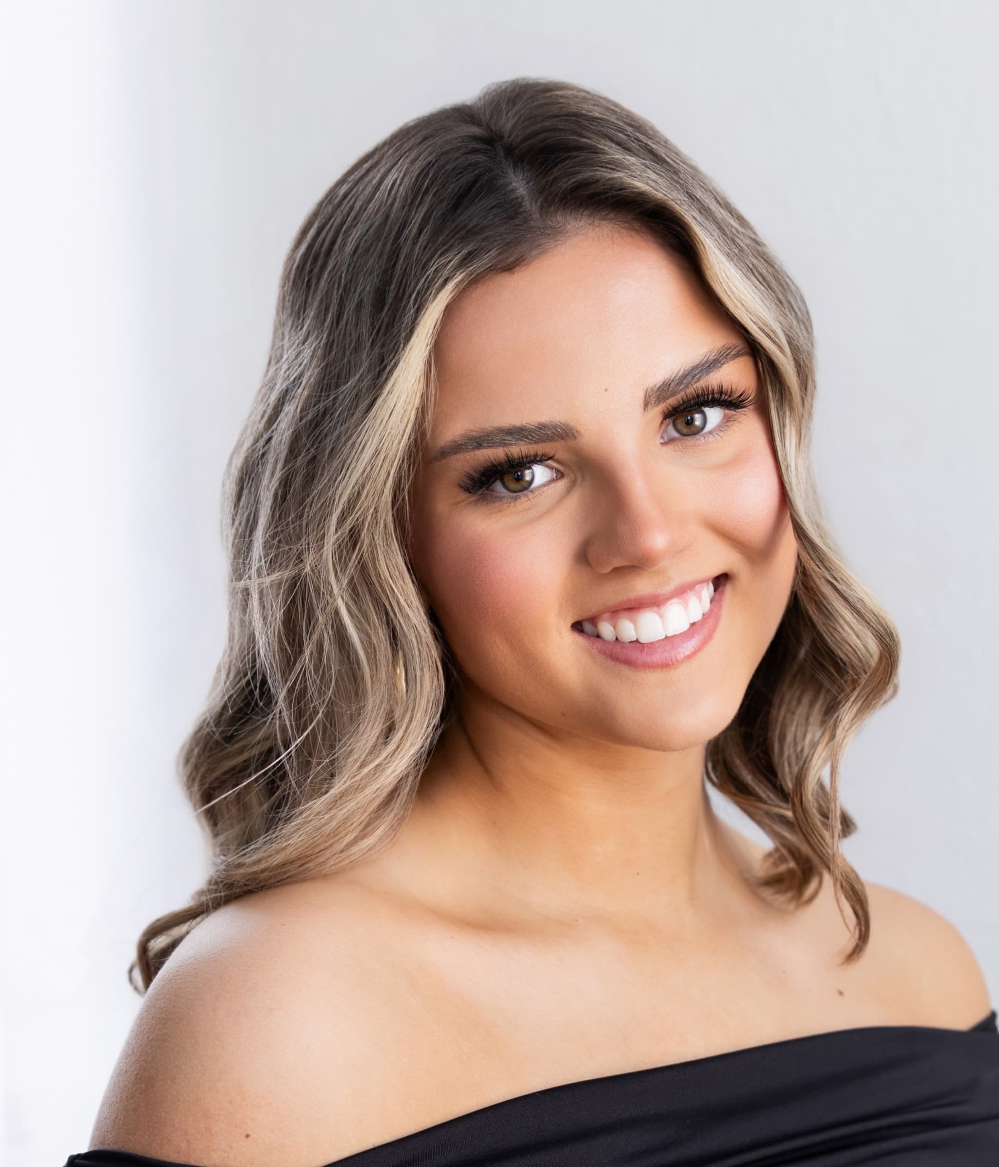 Miss State Capitol's Teen Peoples Choice