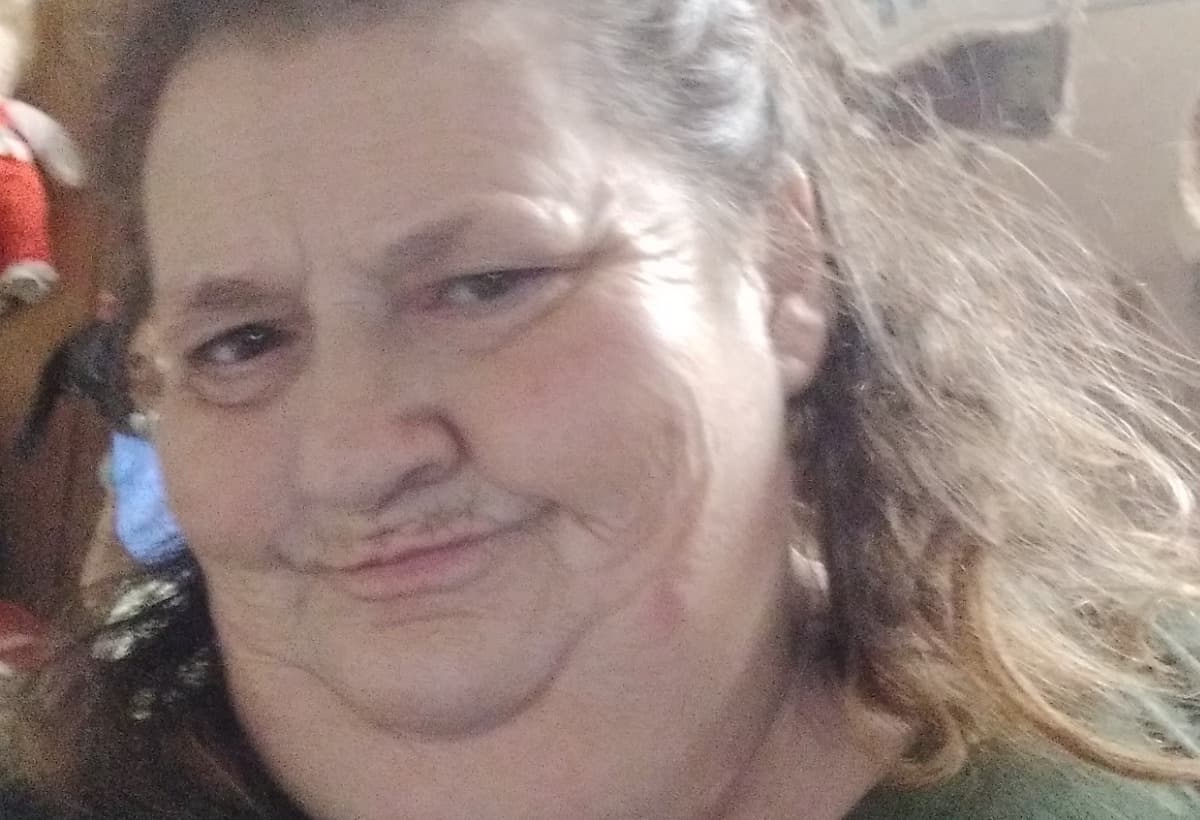 ToHelpLayMyMotherToRest