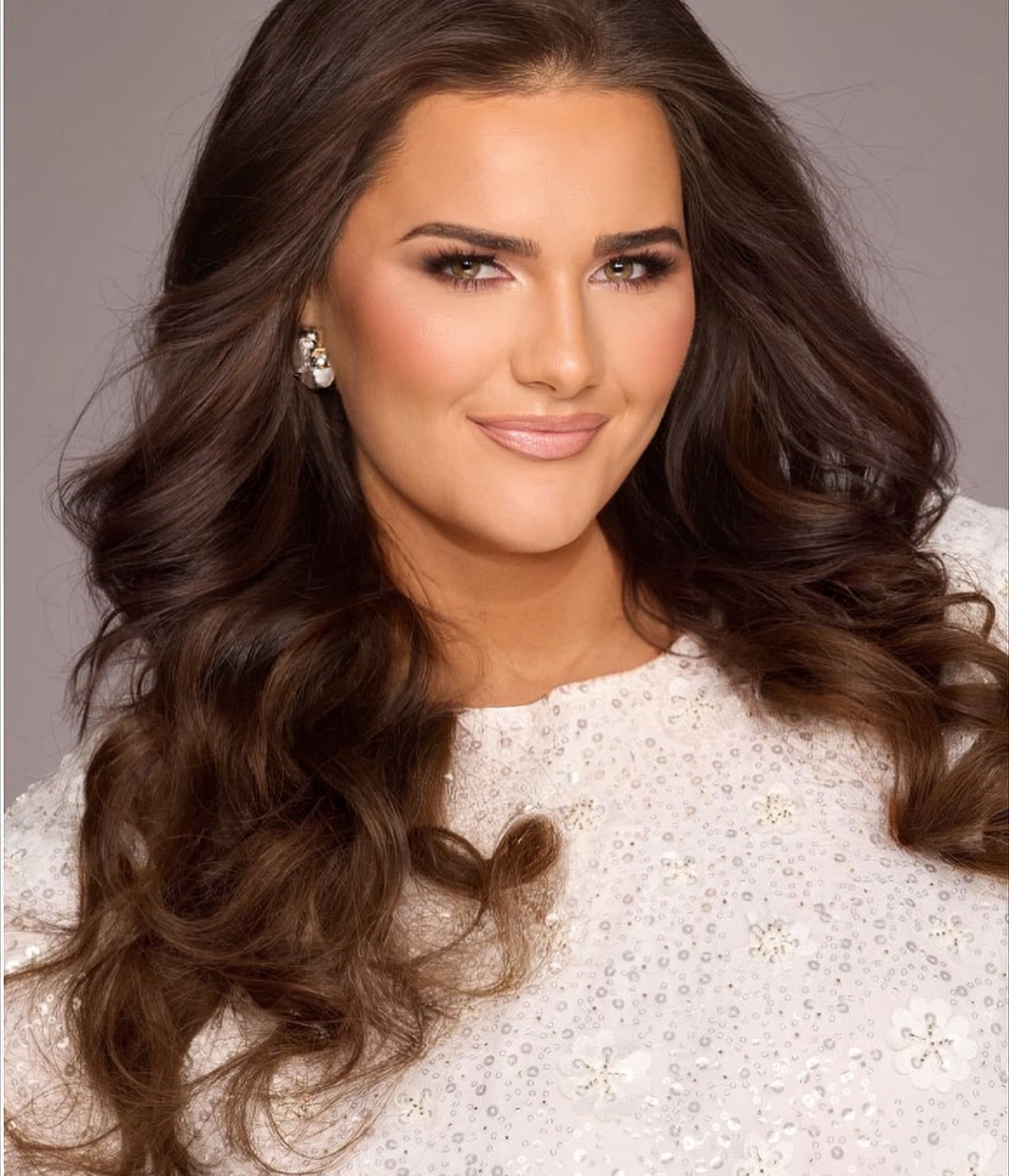Rebecca Ogg 2028