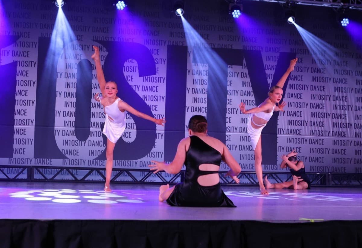 MedleyTwinsDanceJourney