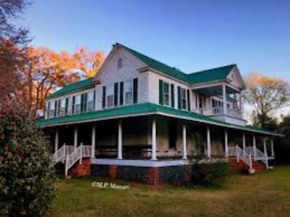RosevillePlantationRoof