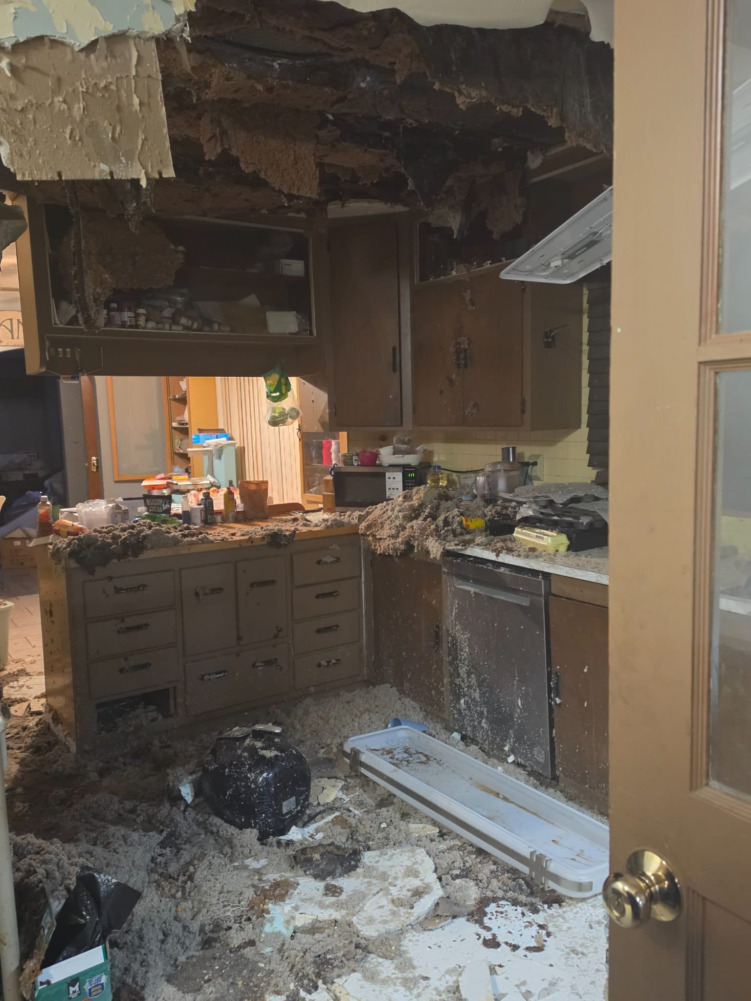 Urgent Help Needed: Rebuild After Ceiling Collapse — photo 3
