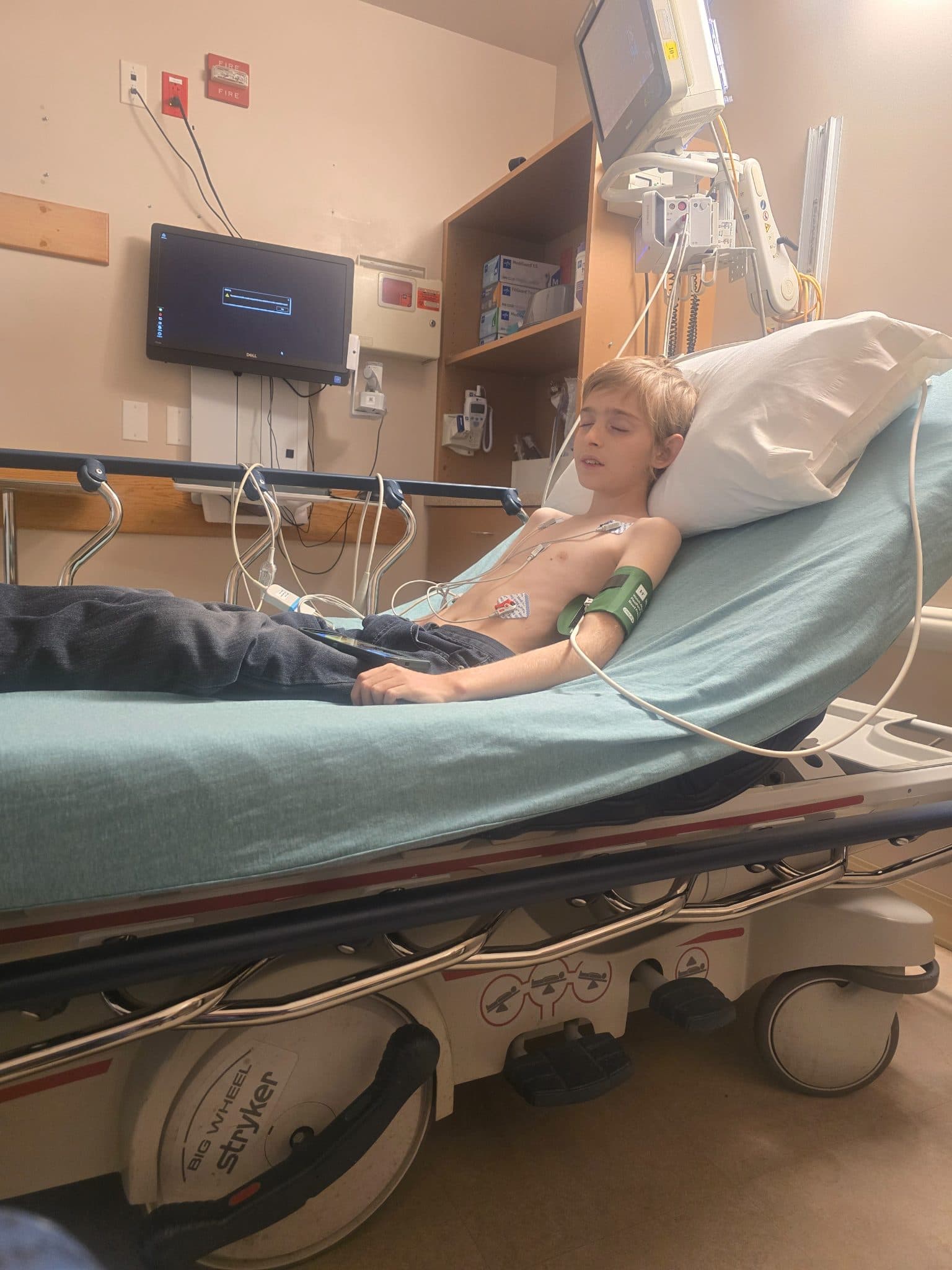 Help Cover Bills While I Stay With My Sick Child — photo 2