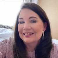 Shelly Crowe