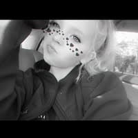 Christinaa Dickenson