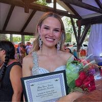 Emily Auth