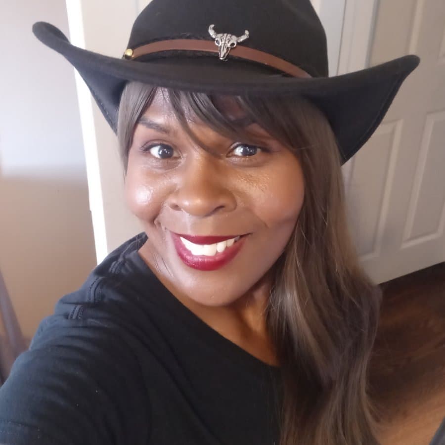 Dionne Bouler